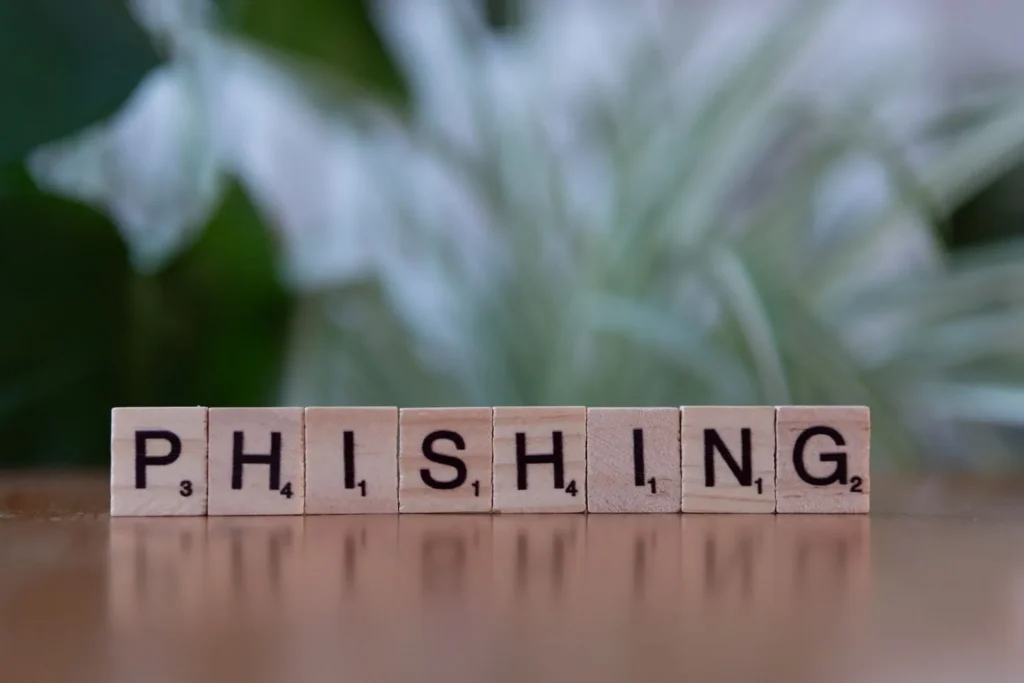 Curso de Ingeniería social y phishing controlado