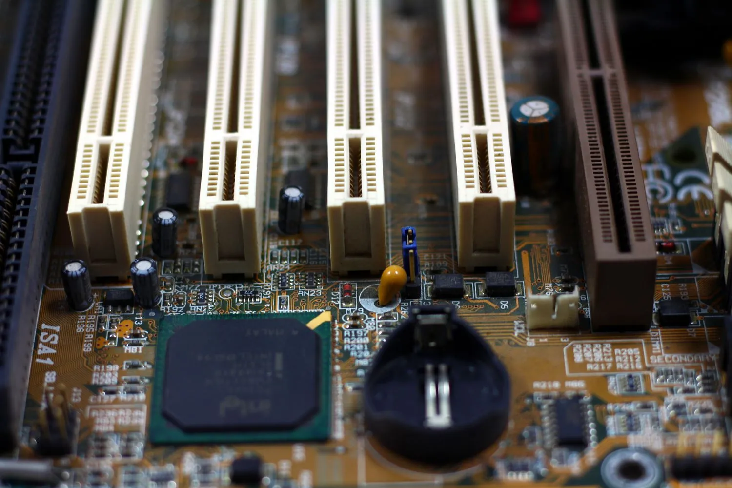 Competencias del Diplomado en Análisis forense de dispositivos IoT y SCADA