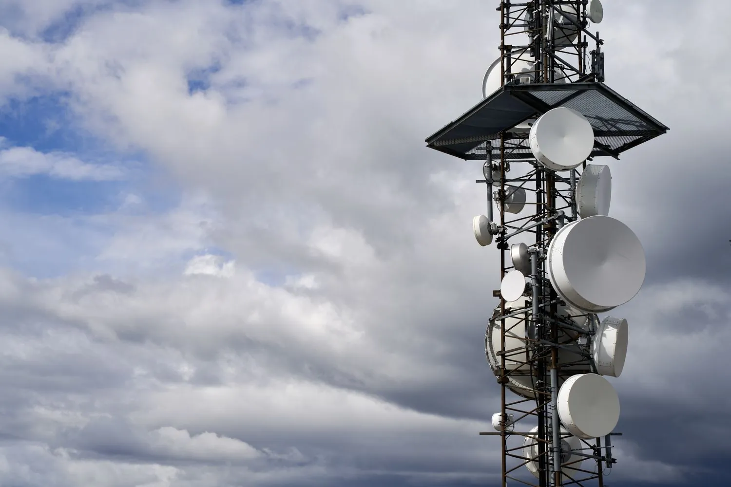 Metodología práctica del Máster en Wireless security y radio frequency hacking